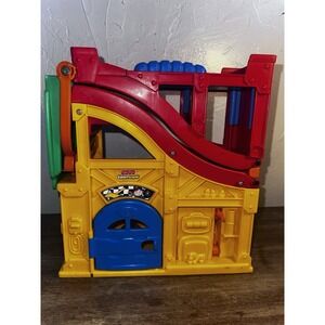 Fisher Price Little People Wheelies Revs N Sounds Folding Take Along Ramp Garage